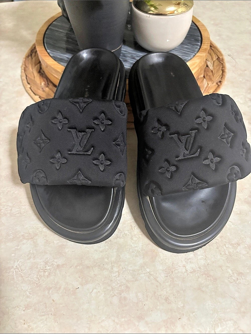 Louis Vuitton Pool Pillow Flat Comfort Mule Black Sandals